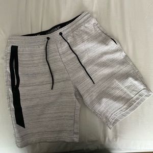 American Eagle jogger short